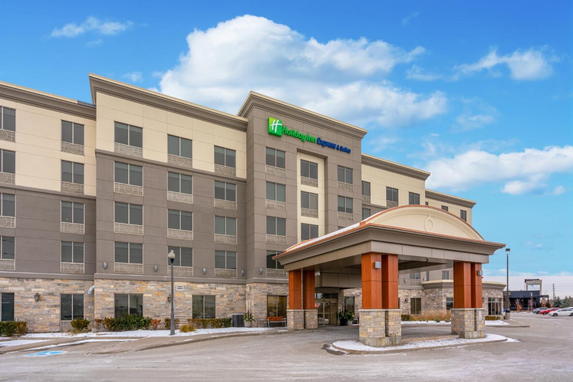 Holiday Inn Express & Suites Vaughan-Southwest By Ihg Εξωτερικό φωτογραφία