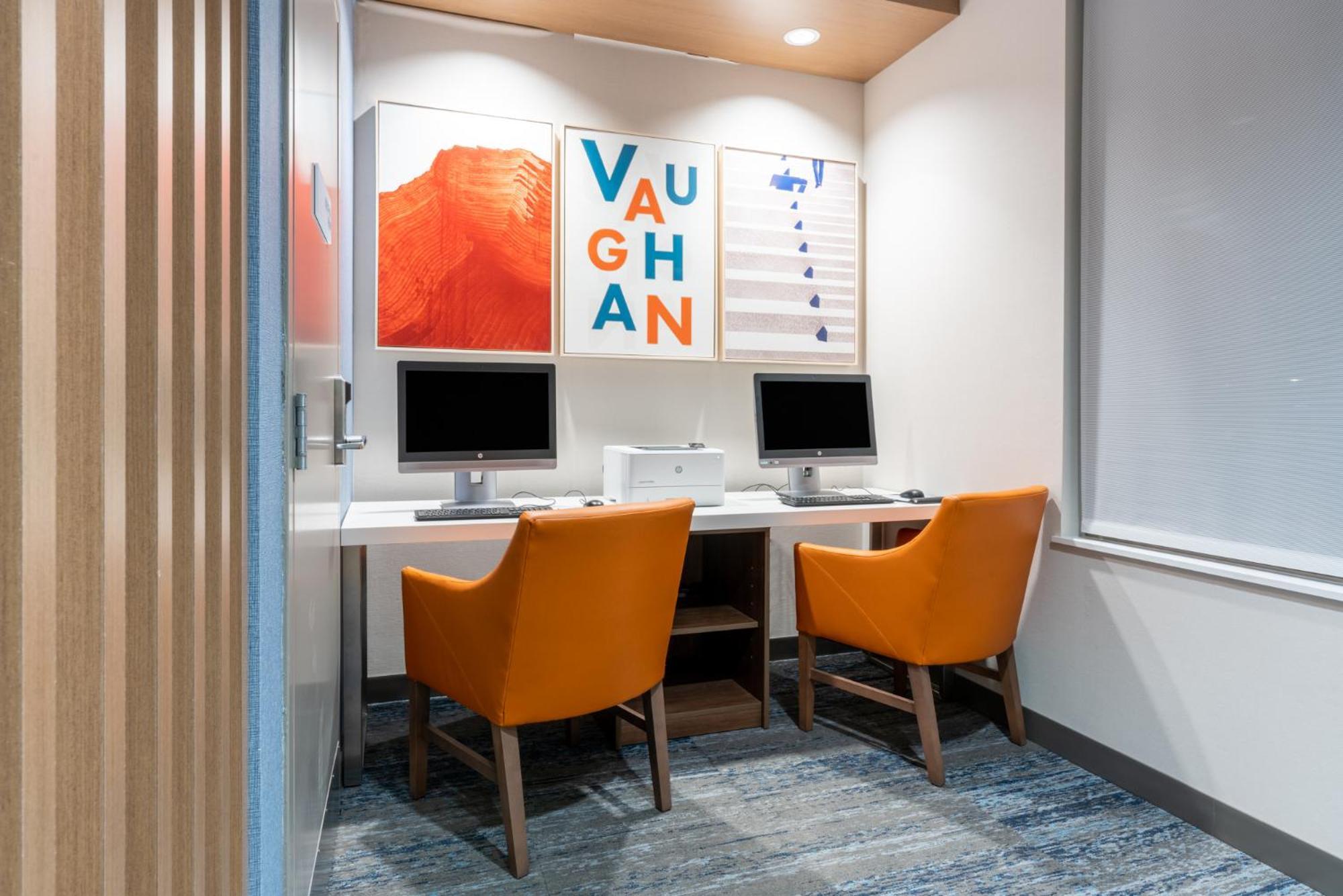 Holiday Inn Express & Suites Vaughan-Southwest By Ihg Εξωτερικό φωτογραφία